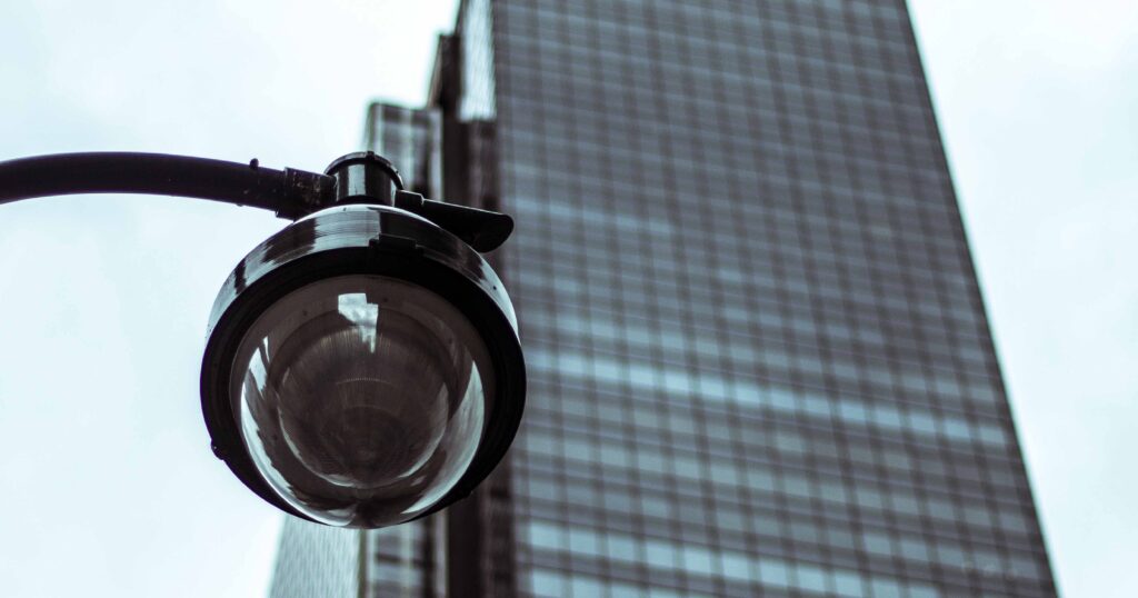 Características en un CCTV: ángulos de visión más amplios para áreas de vigilancia mayores